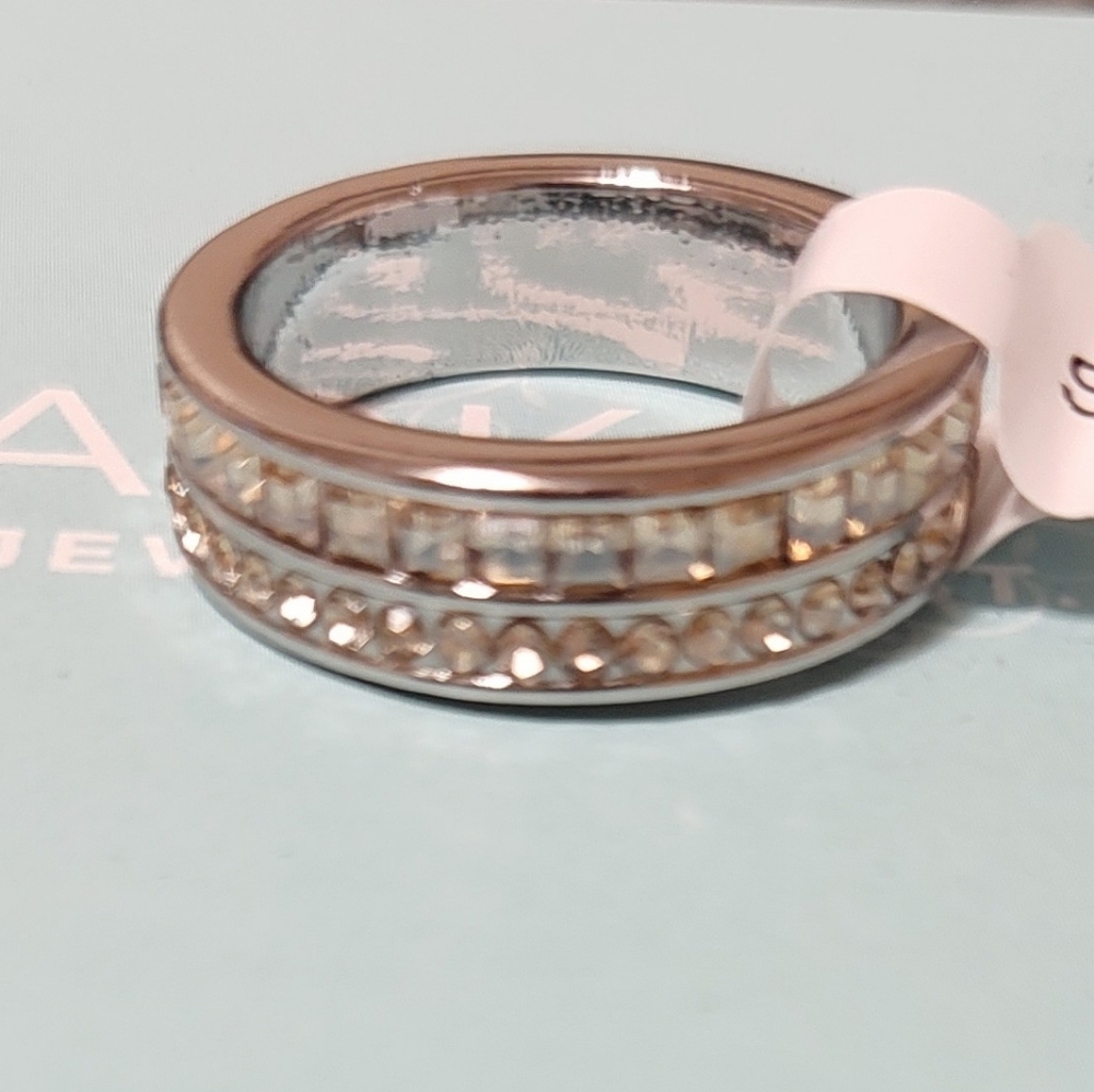 Park Lane Bubbly Ring Size 7 Silver With Champagne Colored Austrian Crystals